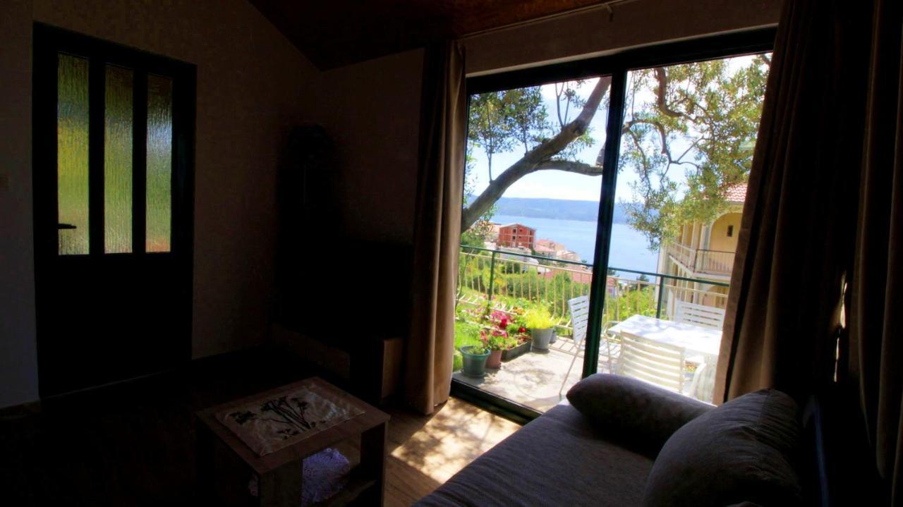 Holiday Home Jozo Omiš Exterior foto