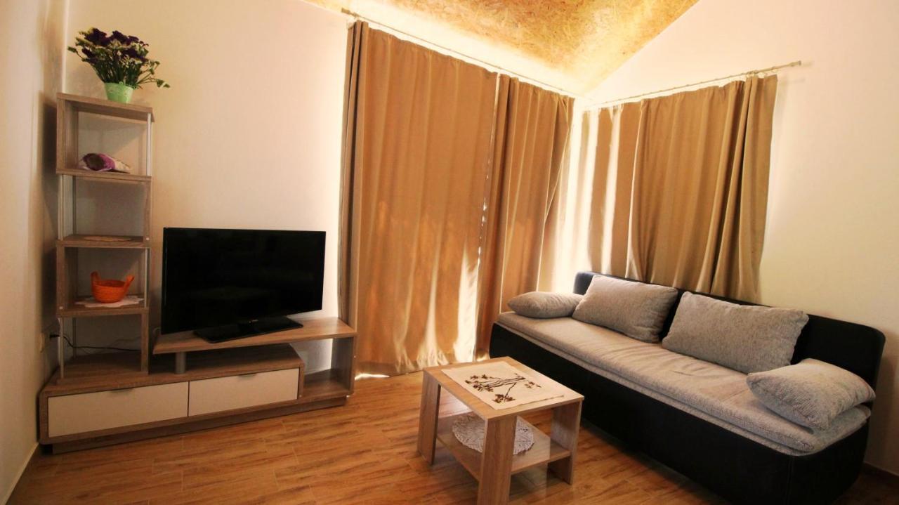 Holiday Home Jozo Omiš Exterior foto