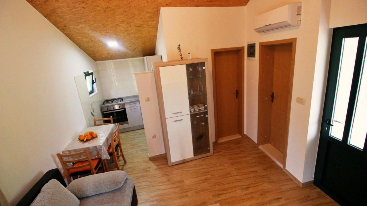 Holiday Home Jozo Omiš Exterior foto